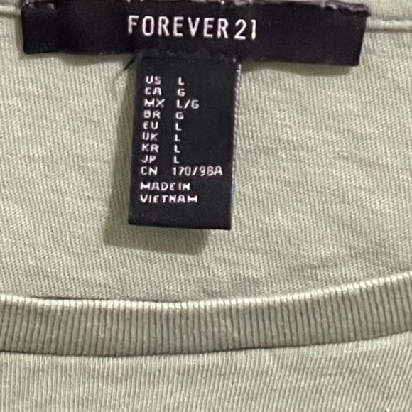 mint green cropped long sleeve - Picture 2 of 2